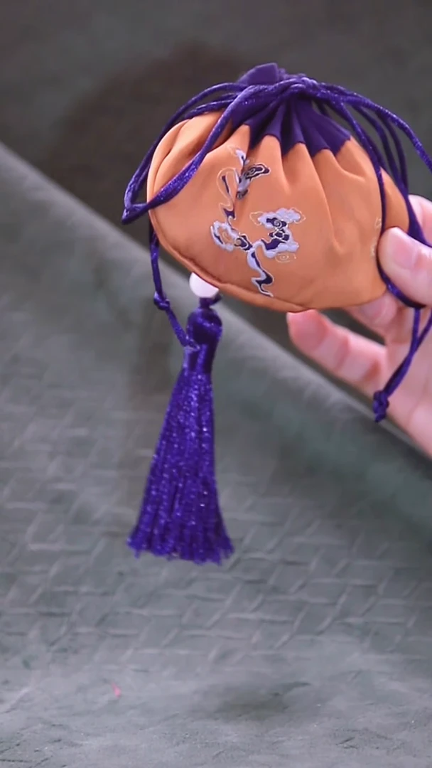 合香浮白香包福利款