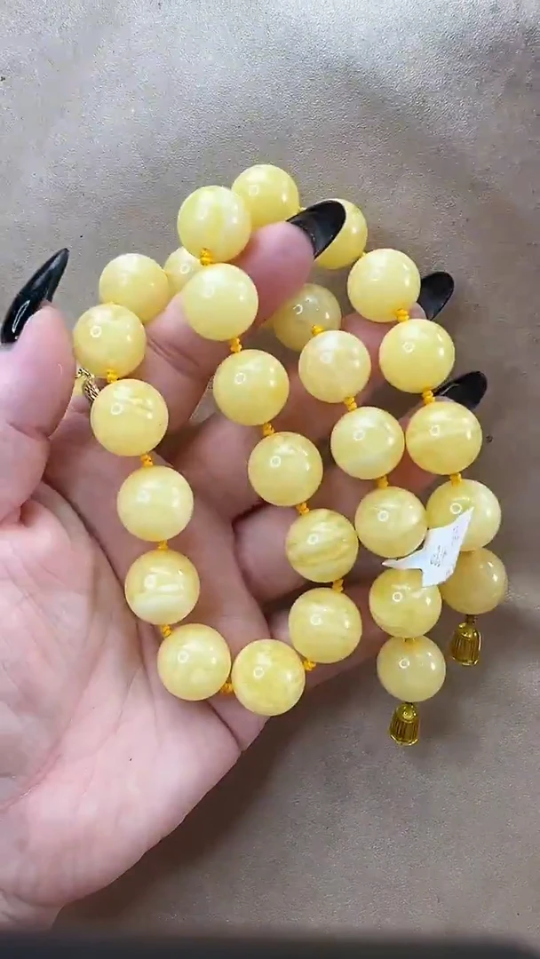 琥珀颈饰未镶嵌项链