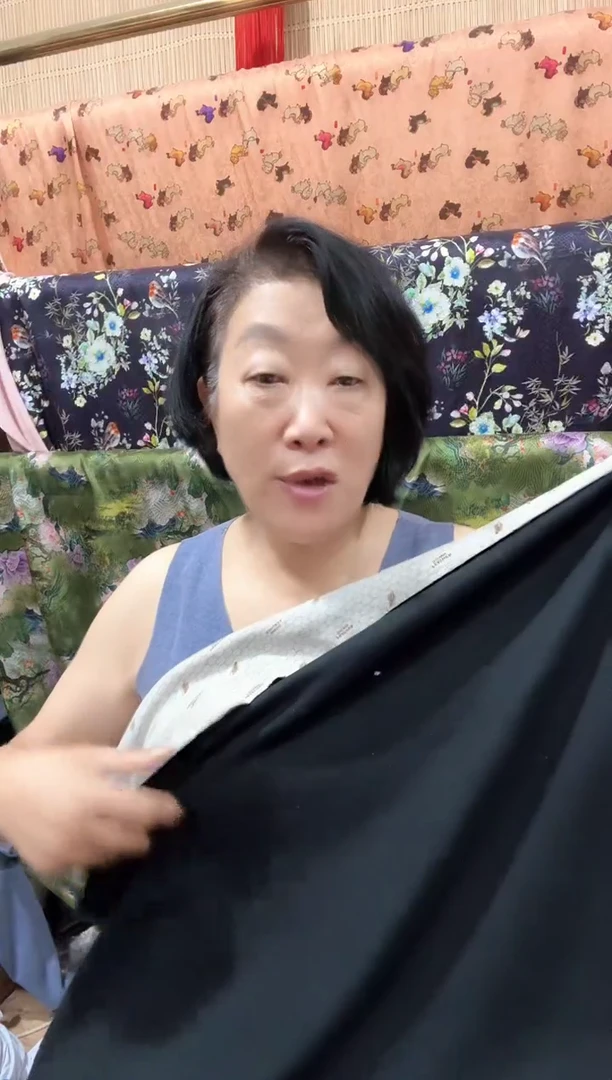 石墨烯双向黑2米布料