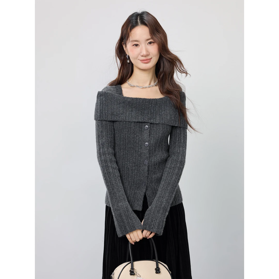 爱蔷薇大码方领针织衫女款秋冬深灰色打底衫毛衣气质上衣GT75257