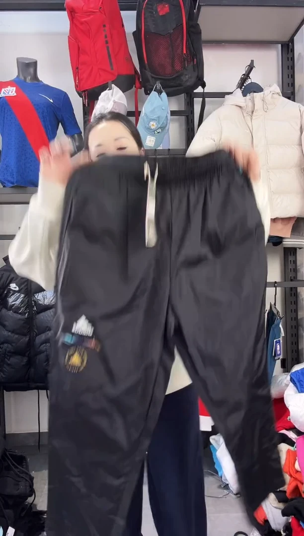 558闪购编码  阿迪运动卫衣裤以直播间过款为准 尺码. 165