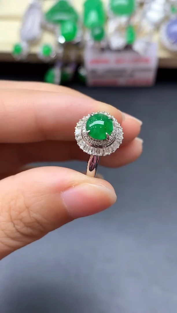 18K金镶嵌戒指翡翠497-中国好珍宝