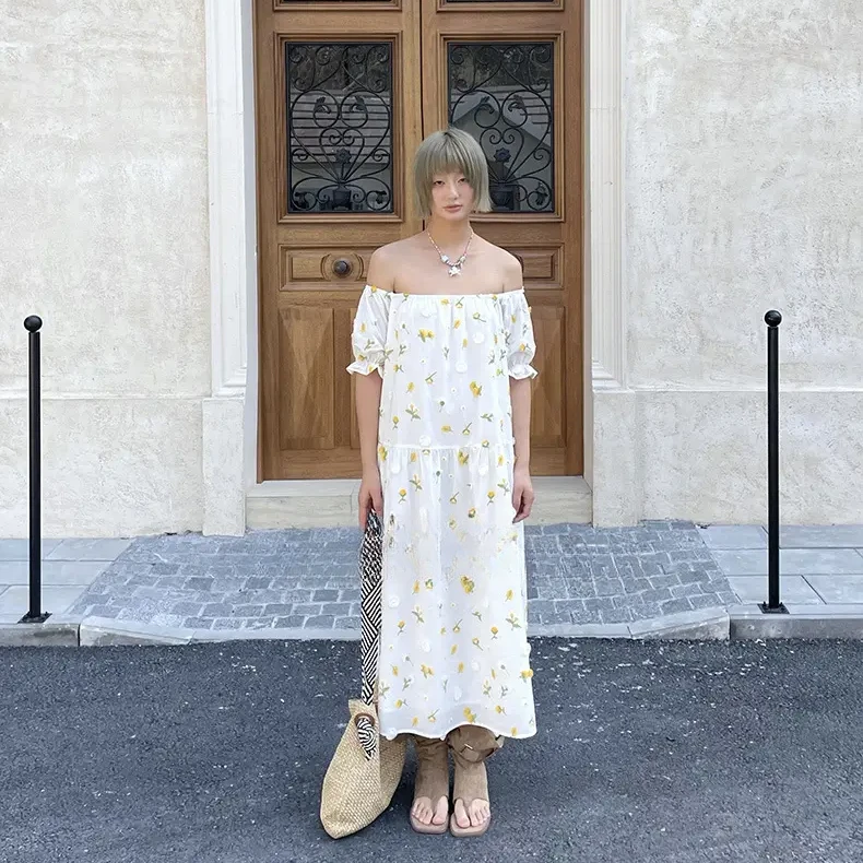【奥莉】2025春夏：法式甜美风慵懒宽松碎花抹胸连衣裙81920