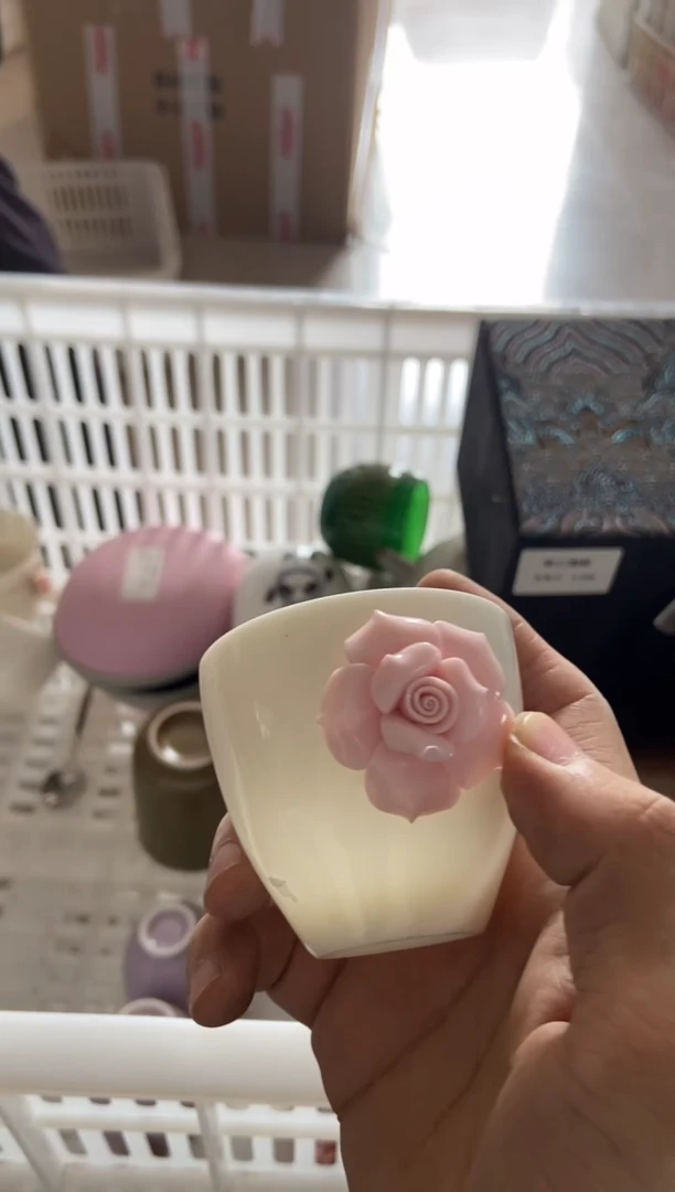 无运费险有瑕疵的摄影的产品有使用过的痕迹有点脏介意勿拍