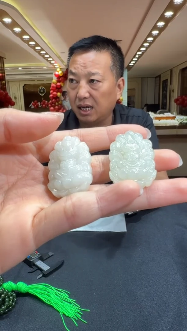 和田玉未镶嵌颈饰挂件（多样性发一）