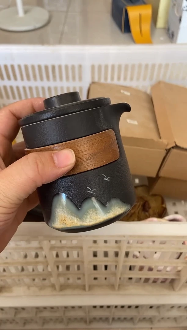 无运费险有瑕疵的摄影的产品有使用过的痕迹有点脏介意勿拍