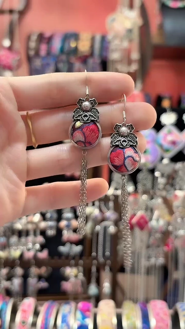 织绣 云织谣民族风精美饰品 294**