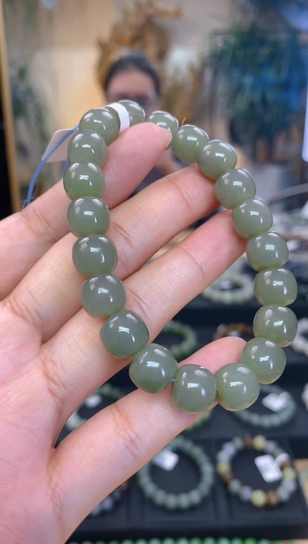 未镶嵌手串和田玉卡10