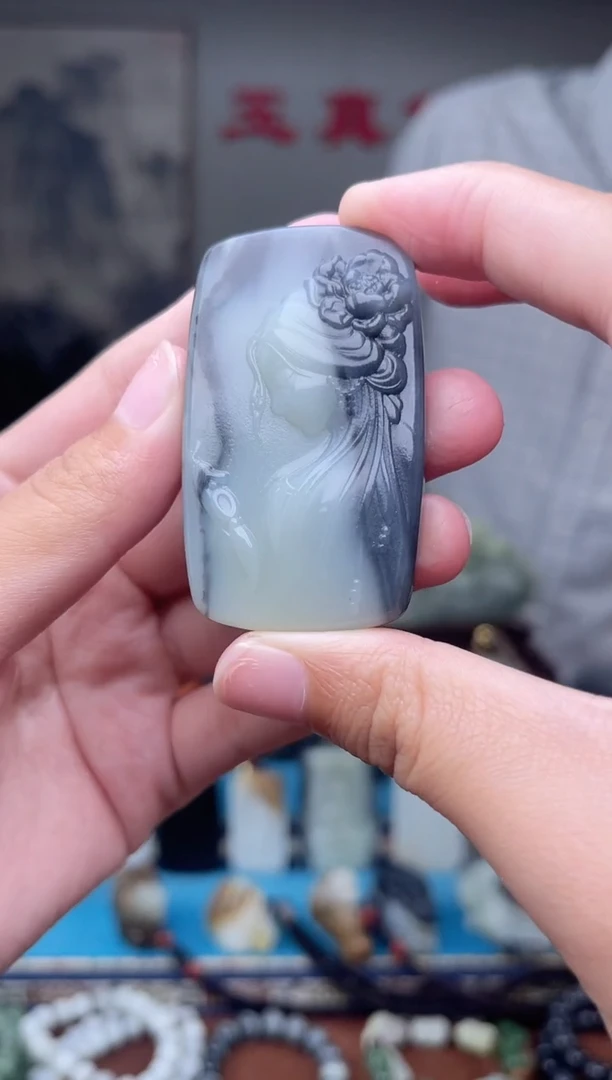 未镶嵌和田玉挂件1