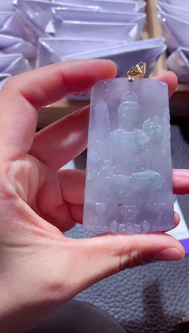 颈饰18K金镶嵌翡翠00003862虚空