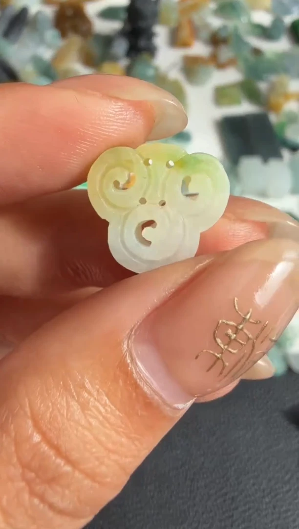 未镶嵌定制翡翠13.9*14.8/128+12