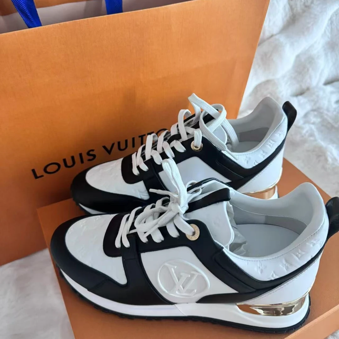 95新 LouisVuitton/路易威登 坤球奢选 lv女鞋37码