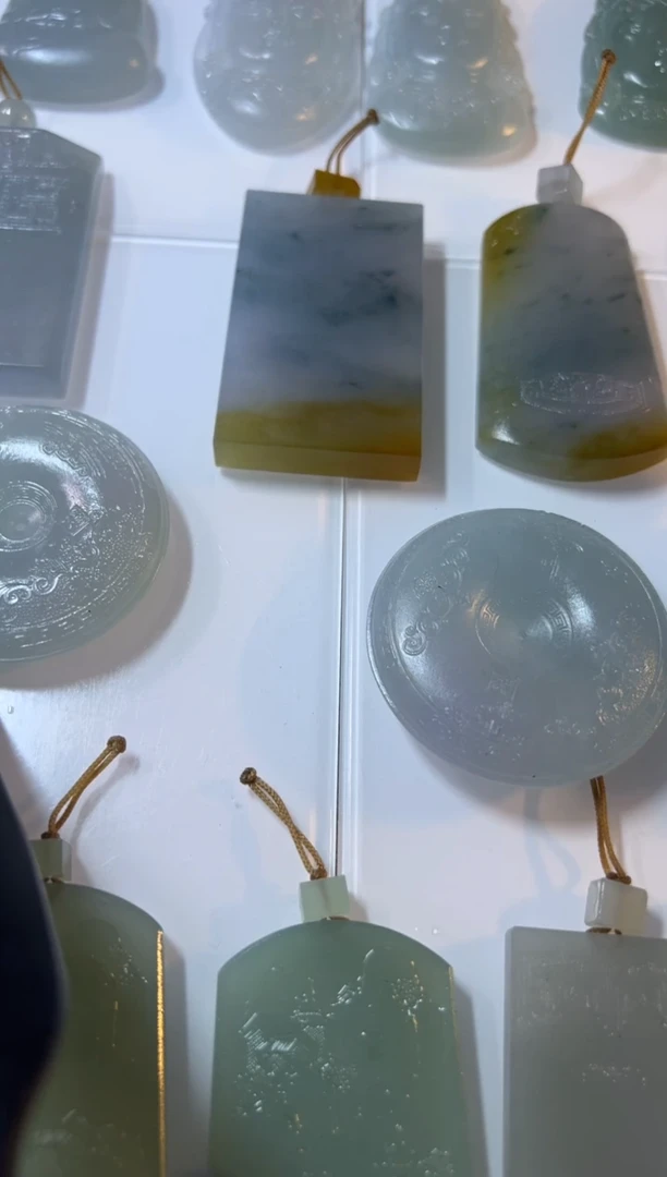 未镶嵌定制翡翠扣子