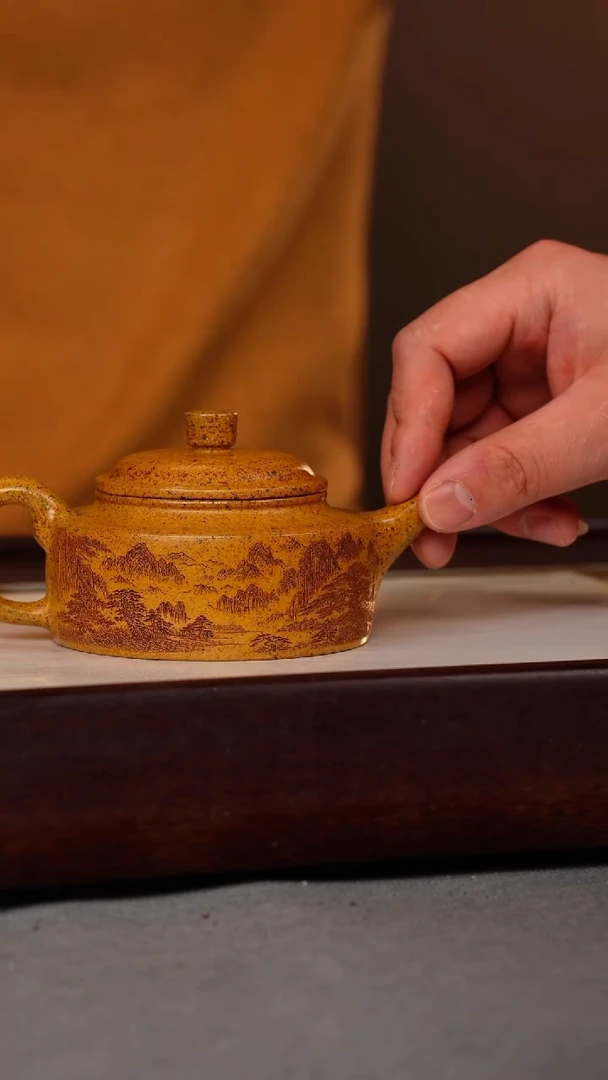 【闪购商品】紫砂茶壶龙骨金砂 扁德钟 山水