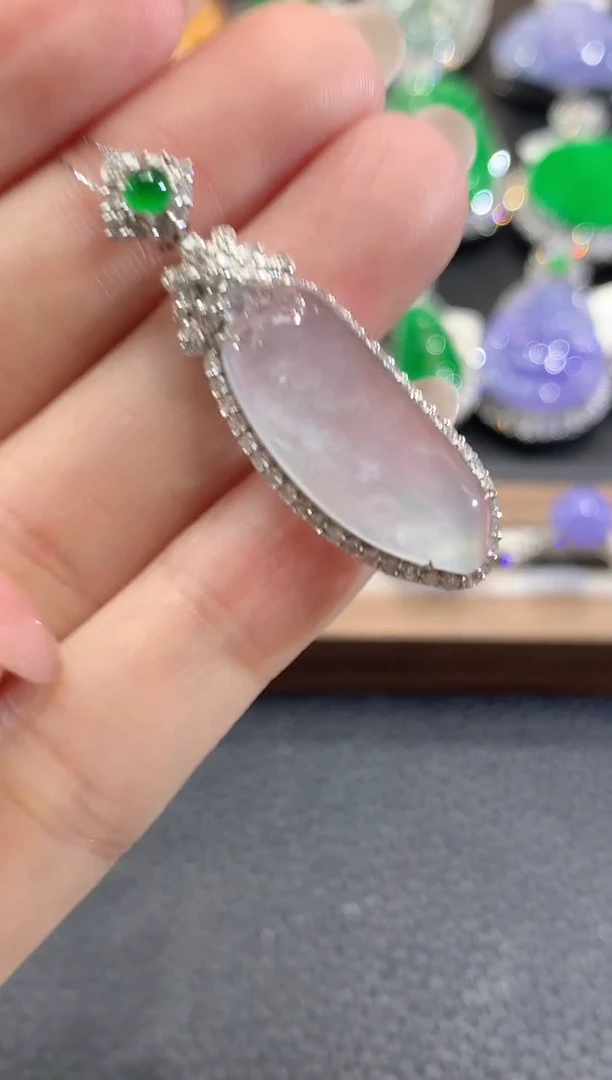 吊坠(不含链)18K金镶嵌翡翠b7