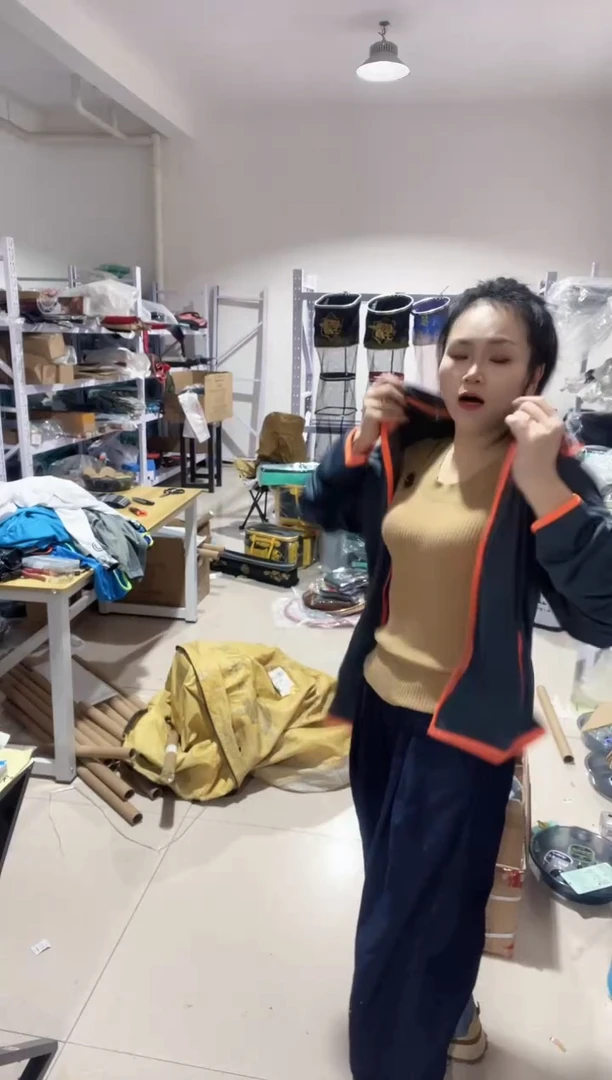 钓鱼服    编码10