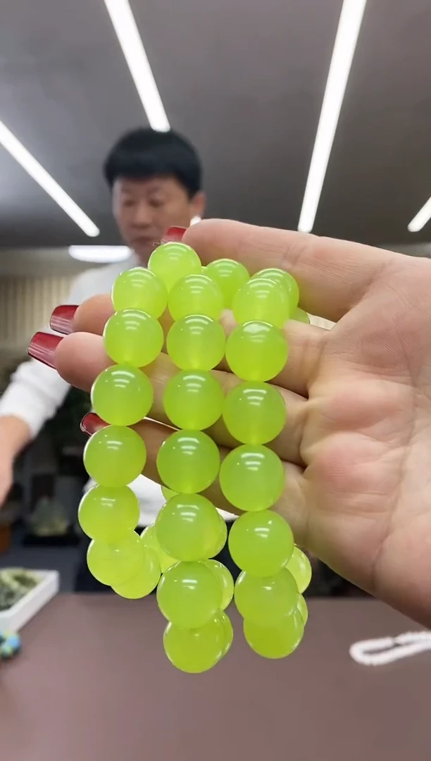 【闪购商品】岫玉手串未镶嵌多样式发货随机发一