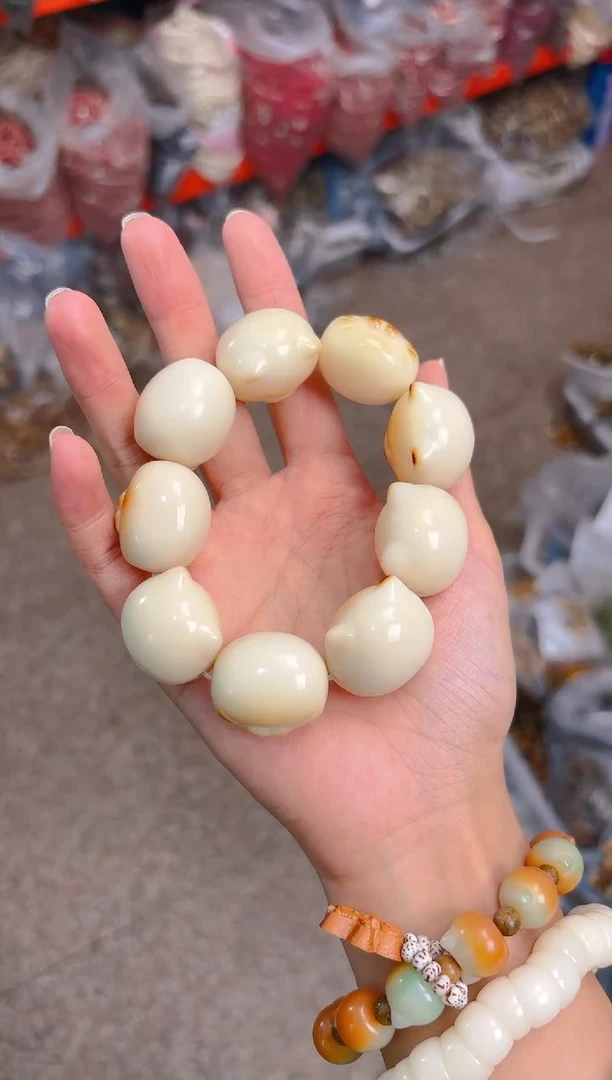 吊坠菩提根/象牙果猫咪头单圈