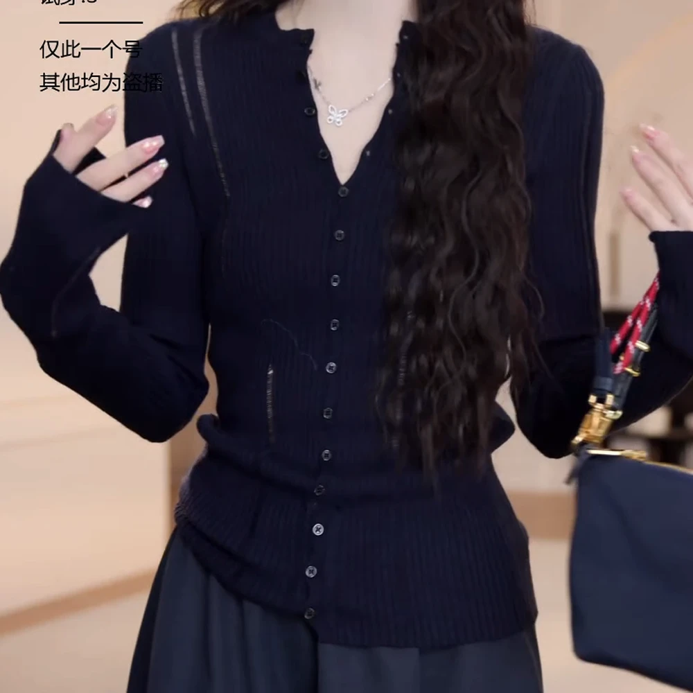 早秋新款纯色破洞流苏V领针织衫长袖C5997