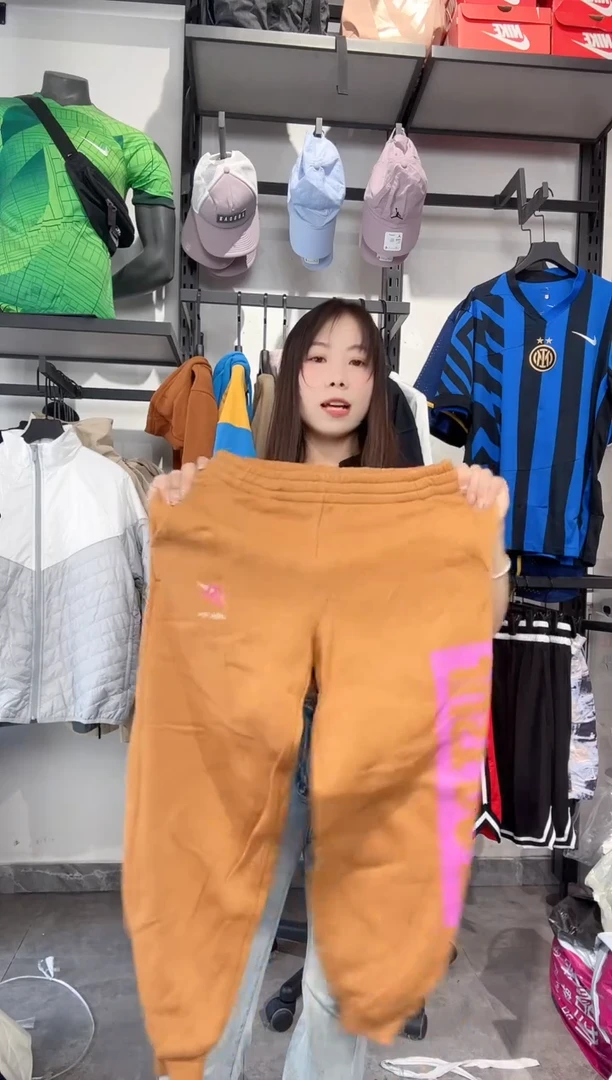 1545 编码 瑕疵款直播间过款为准 尺码140
