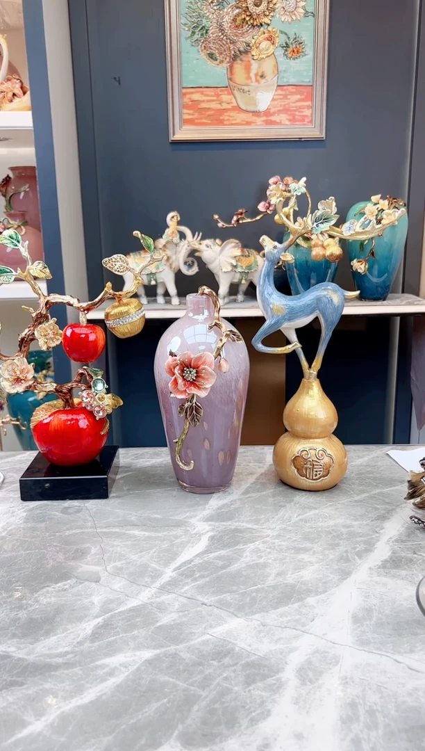 人造水晶罗比罗丹饰品8件