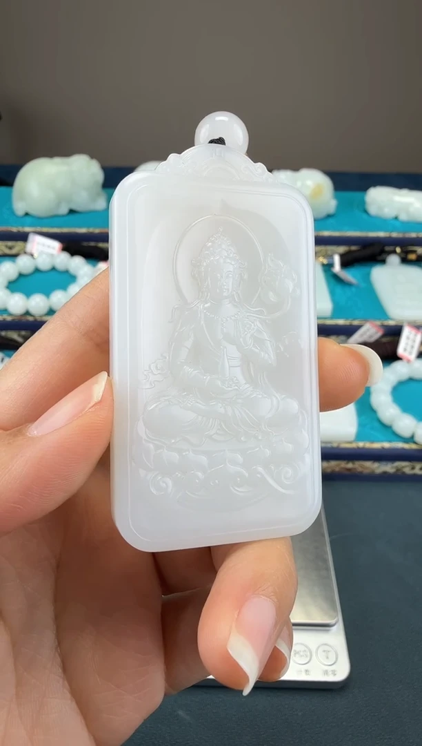 颈饰未镶嵌和田玉1