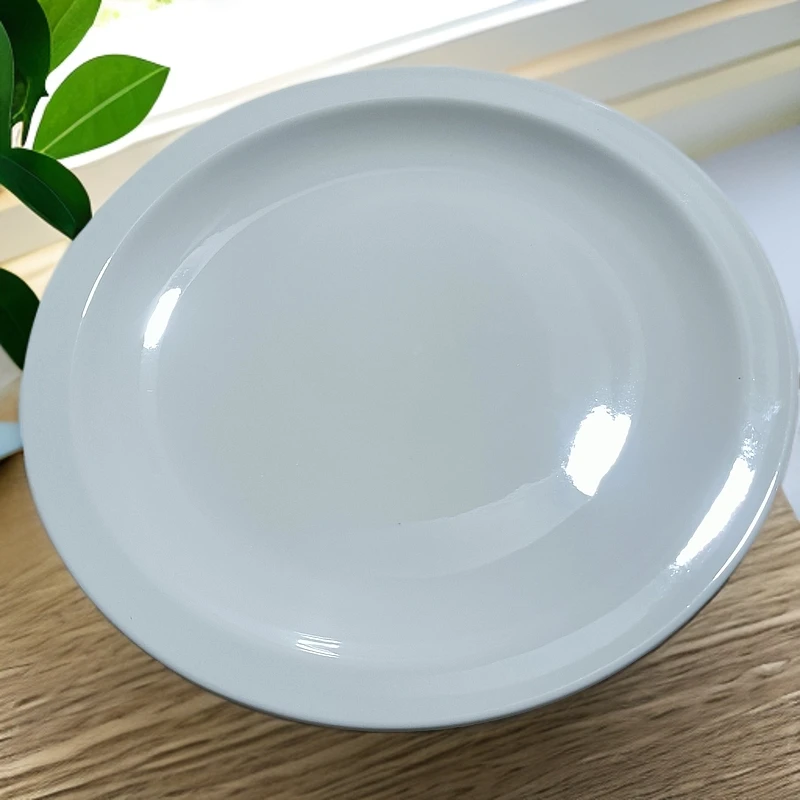 口径26cm,高度2.5cm。羊脂玉菜盘子纯白家用，高温