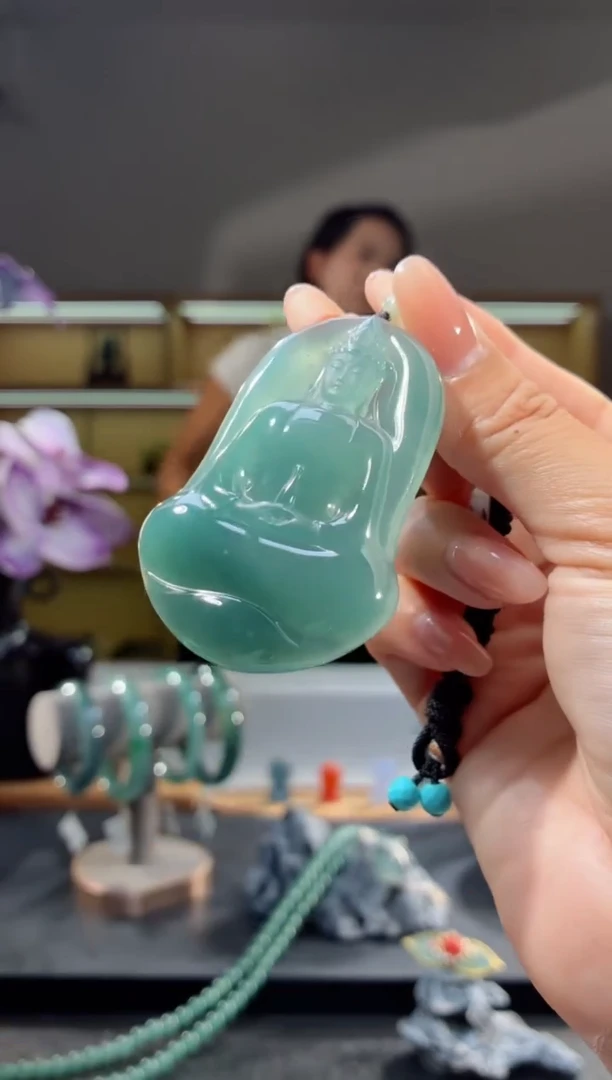 吊坠(不含链)未镶嵌翡翠观音