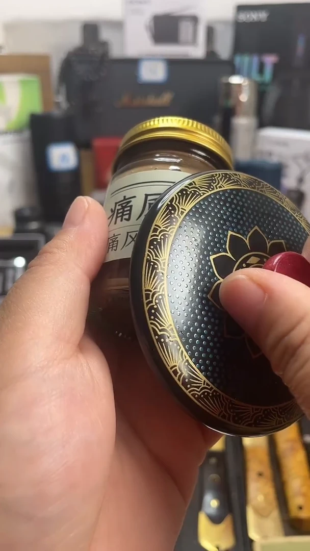 瓷片闪购商品 如图所示