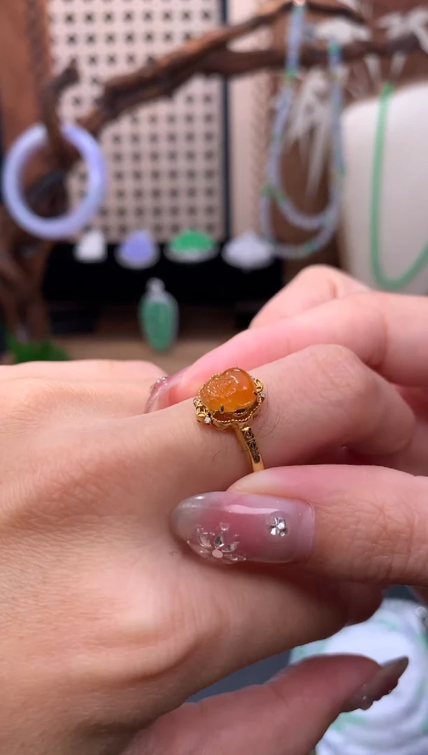 18K金镶嵌定制翡翠48小时鉴赏期 退货不扣服务费