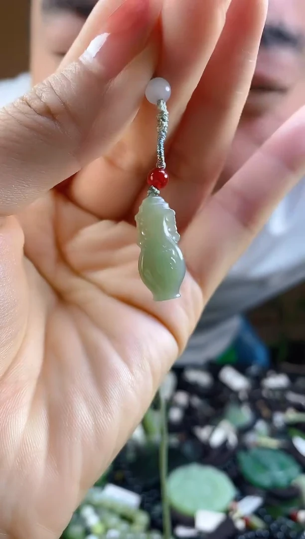 和田玉未镶嵌颈饰多样性发货，拍一发一