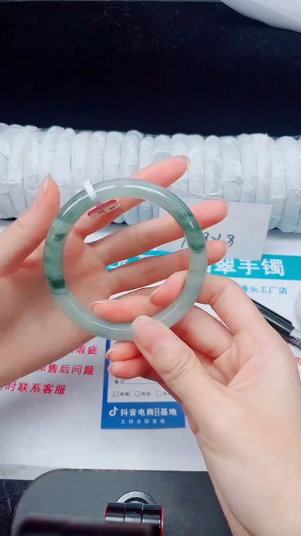 未镶嵌手镯石英质玉51-54/55