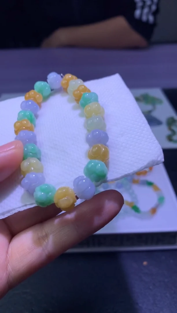 未镶嵌定制翡翠毛货