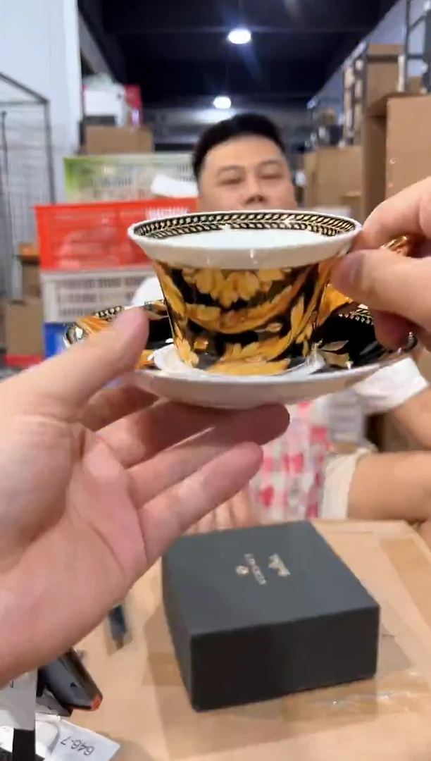 瓷片Versace 一杯一碟