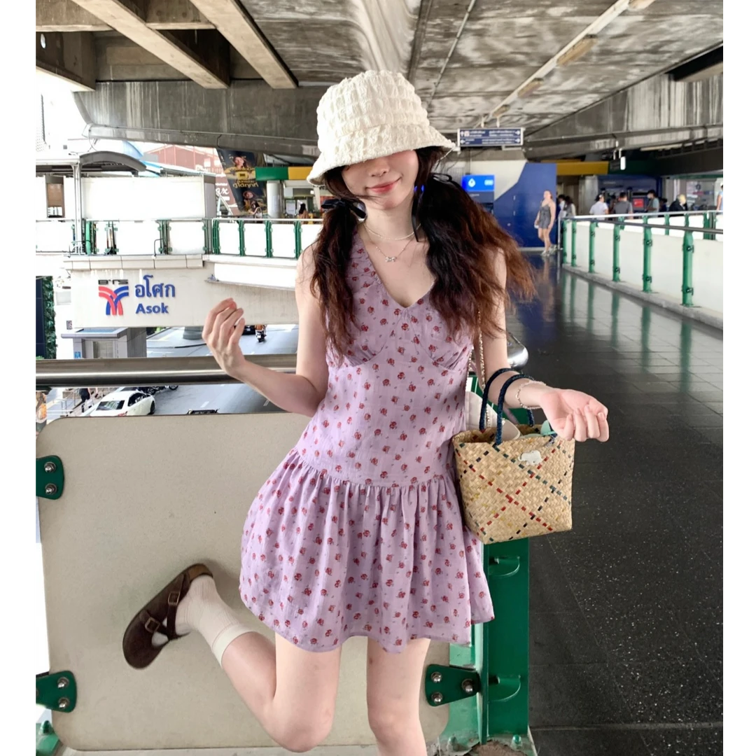 吊带连衣裙碎花法式领连衣裙吊带裙小众气质夏季波点小清新