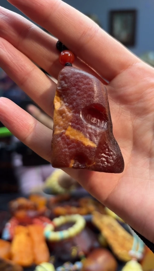 琥珀颈饰未镶嵌吊坠