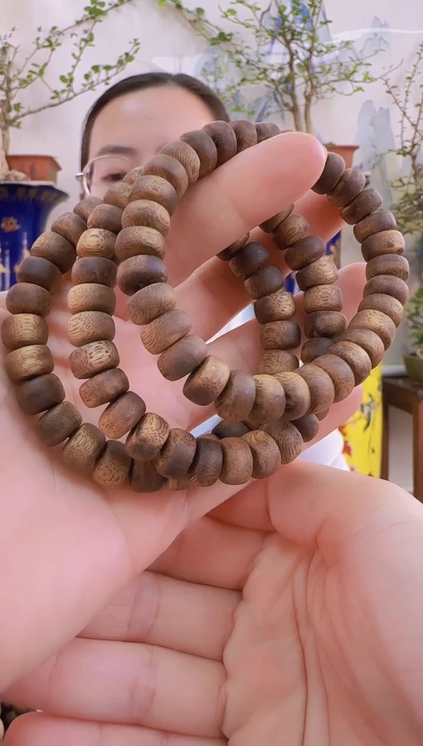 【闪购商品】沉香手串海南绿奇楠乌身虫漏随型算盘单圈多样性发一