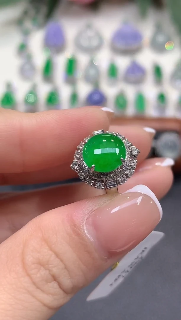 18K金镶嵌戒指翡翠a62