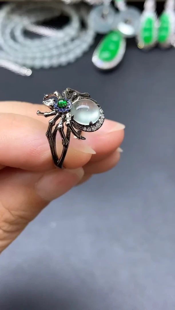 18K金镶嵌戒指翡翠165-中国好珍宝