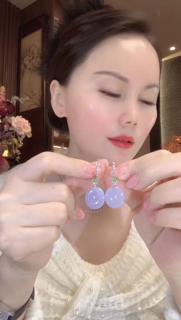 18K金镶嵌翡翠耳饰A80 紫货有一定色差