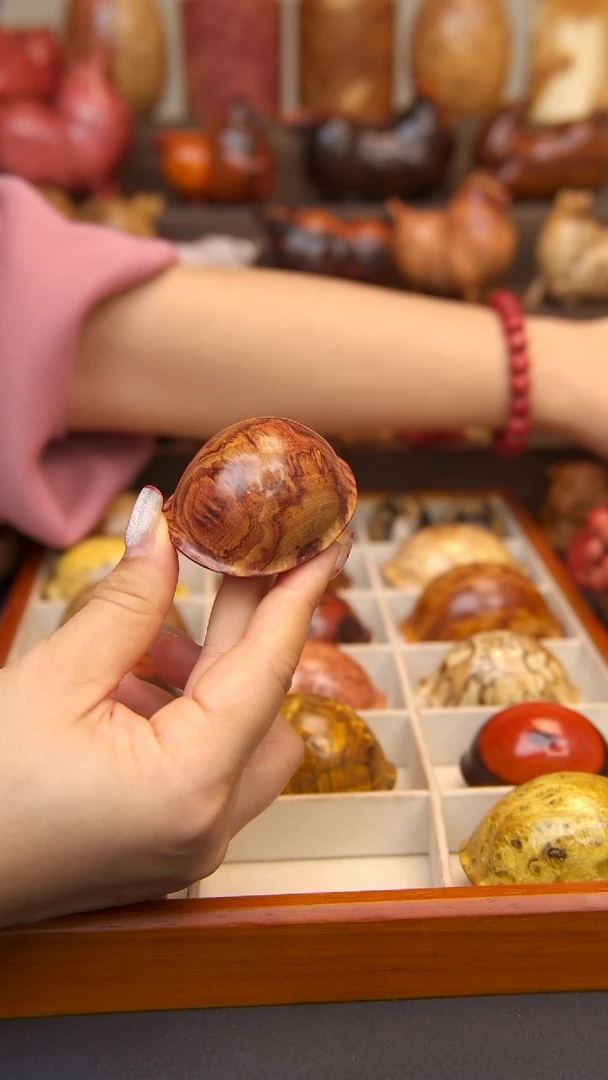 交趾黄檀（大红酸枝）越黄富甲