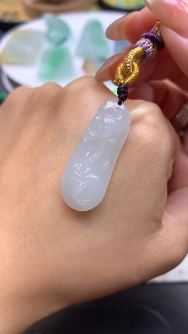 【闪购商品】翡翠颈饰未镶嵌翡翠