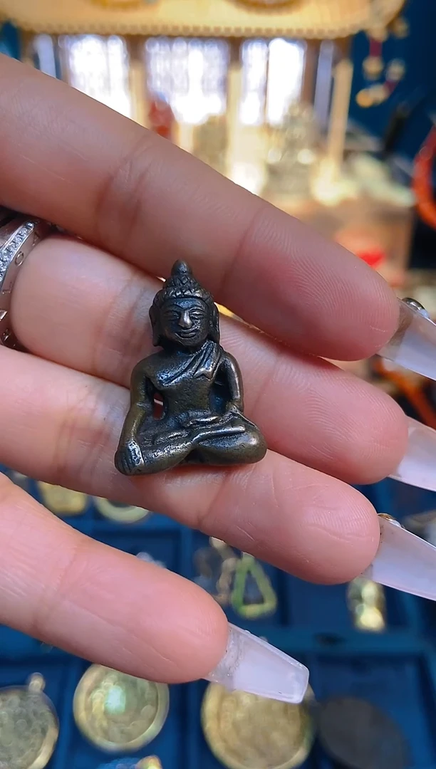 释迦哈哈哈哈哈哈哈哈哈哈哈看