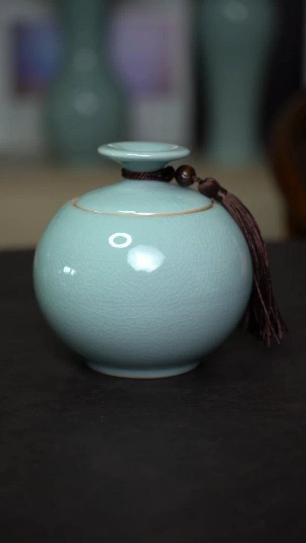 杯子瓷粉青天球茶叶罐