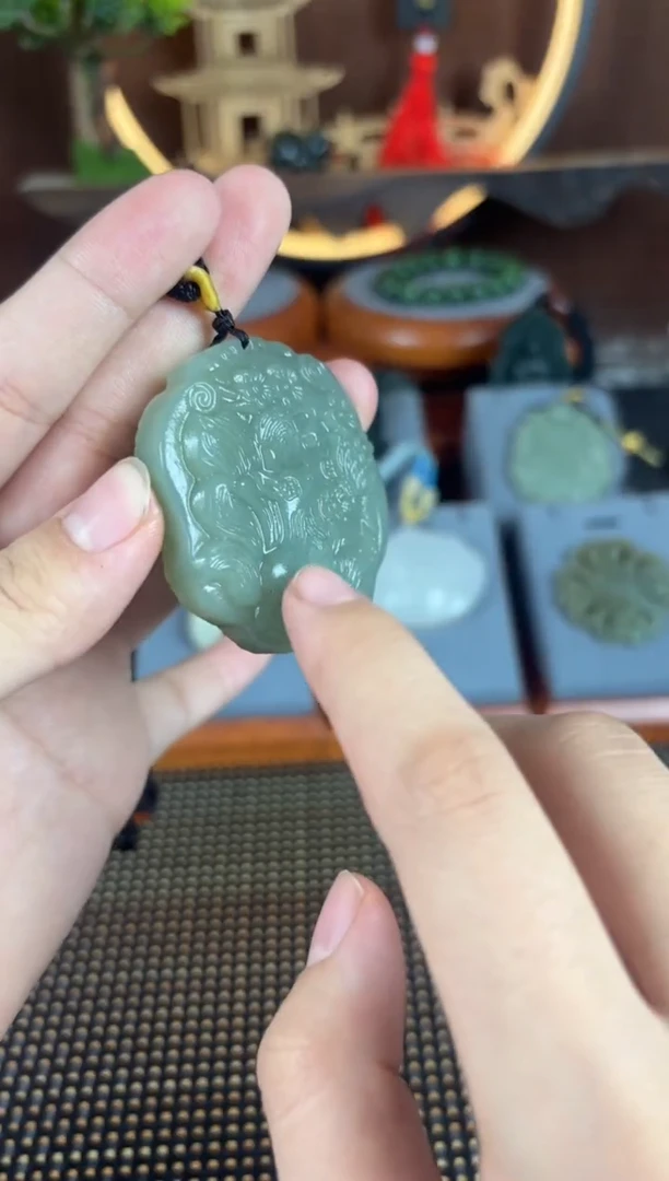 【闪购商品】和田玉颈饰未镶嵌1