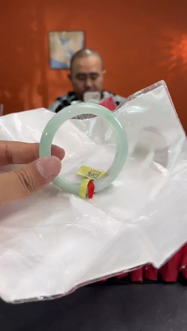 未镶嵌手镯翡翠10 58