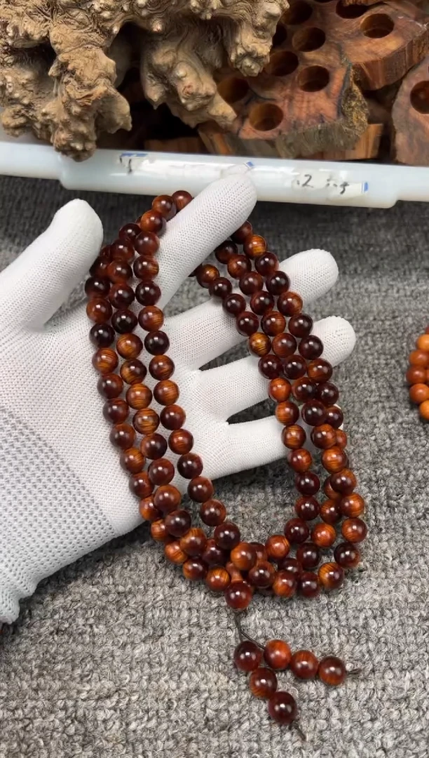 柏木（崖柏）1.0*108圆珠黑金骨坨坨料 香味浓郁