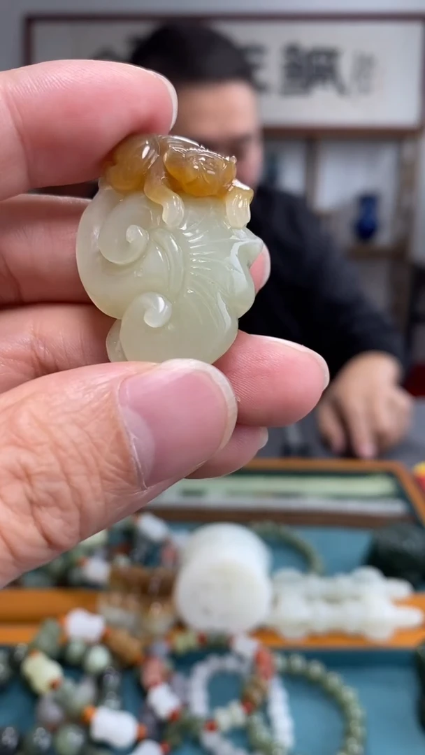 颈饰未镶嵌和田玉97