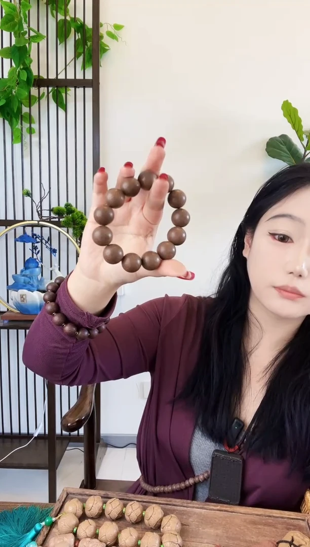 泥塑三皇1.8光珠手串一个