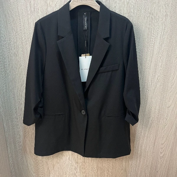 水淼秋装新款0503简约大方款七分袖褶皱显瘦百搭短款西装外套